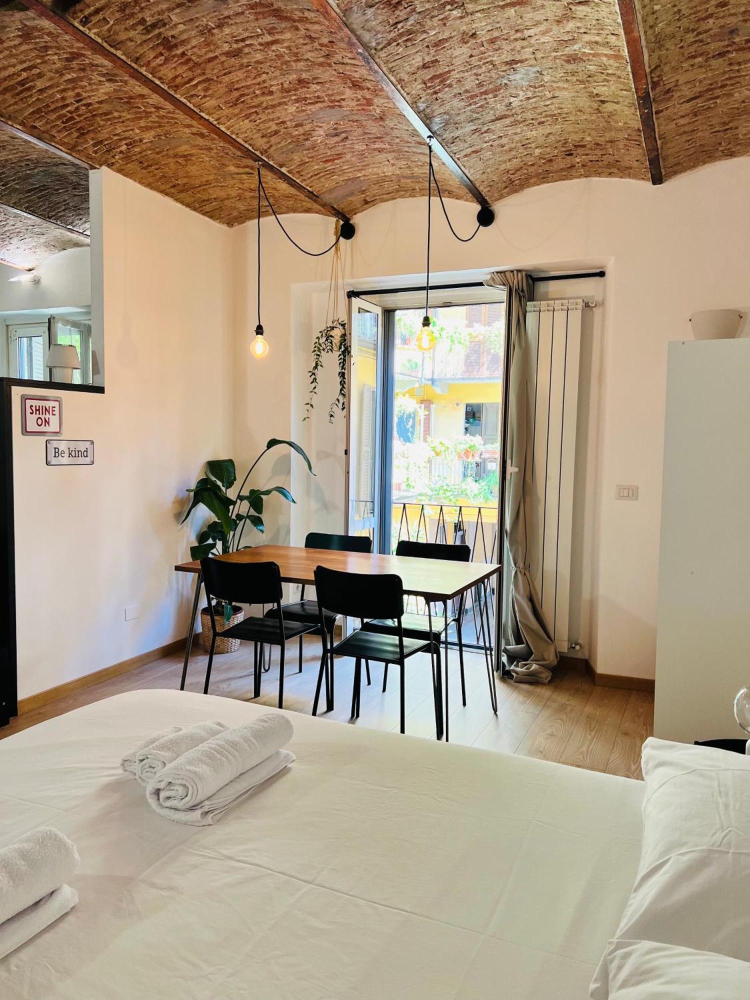 Cozy Studio Navigli Milano Esterno foto